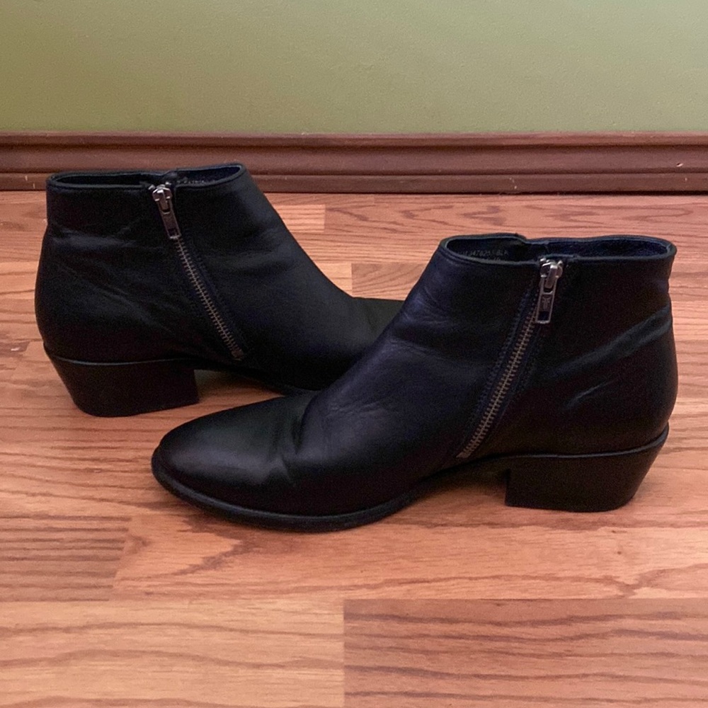 Frye ankle boots - women’s size 11